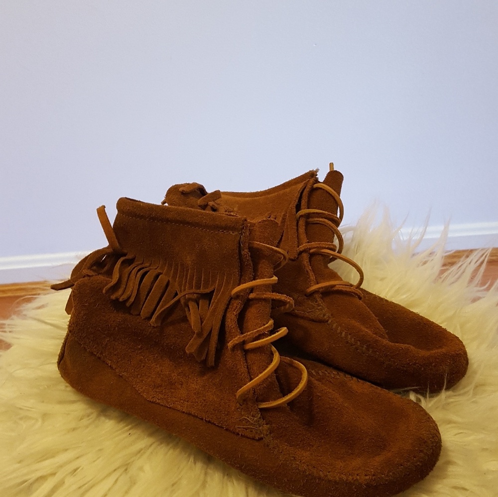 Minnetonka Moccasins Tramper Boot